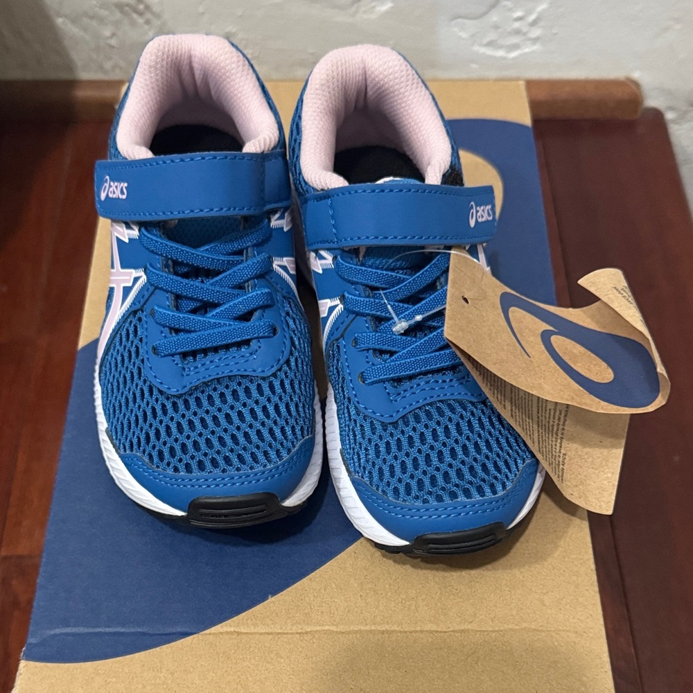 ASICS Kids Vibrant Blue Sneakers